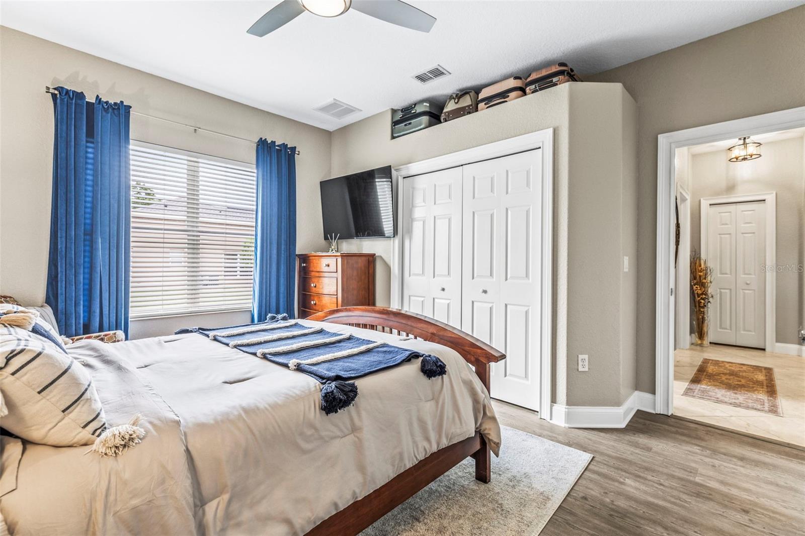 Second bedroom