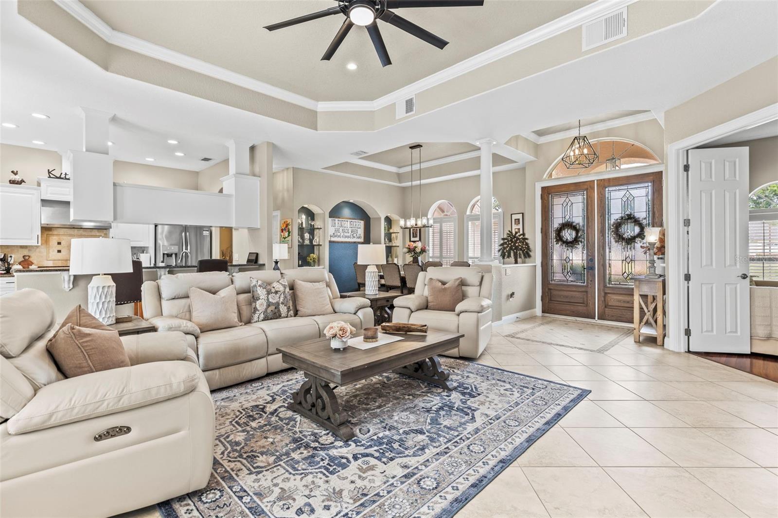 Open and airy, perfect for entertaining