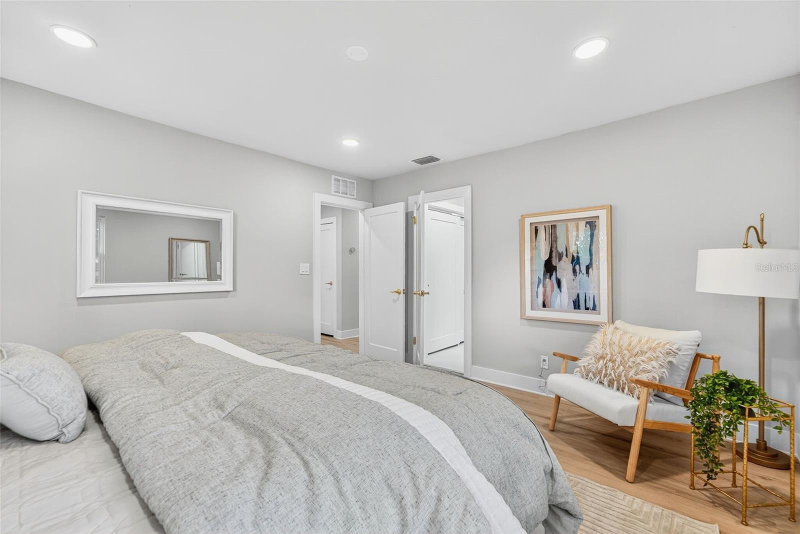Primary En-Suite