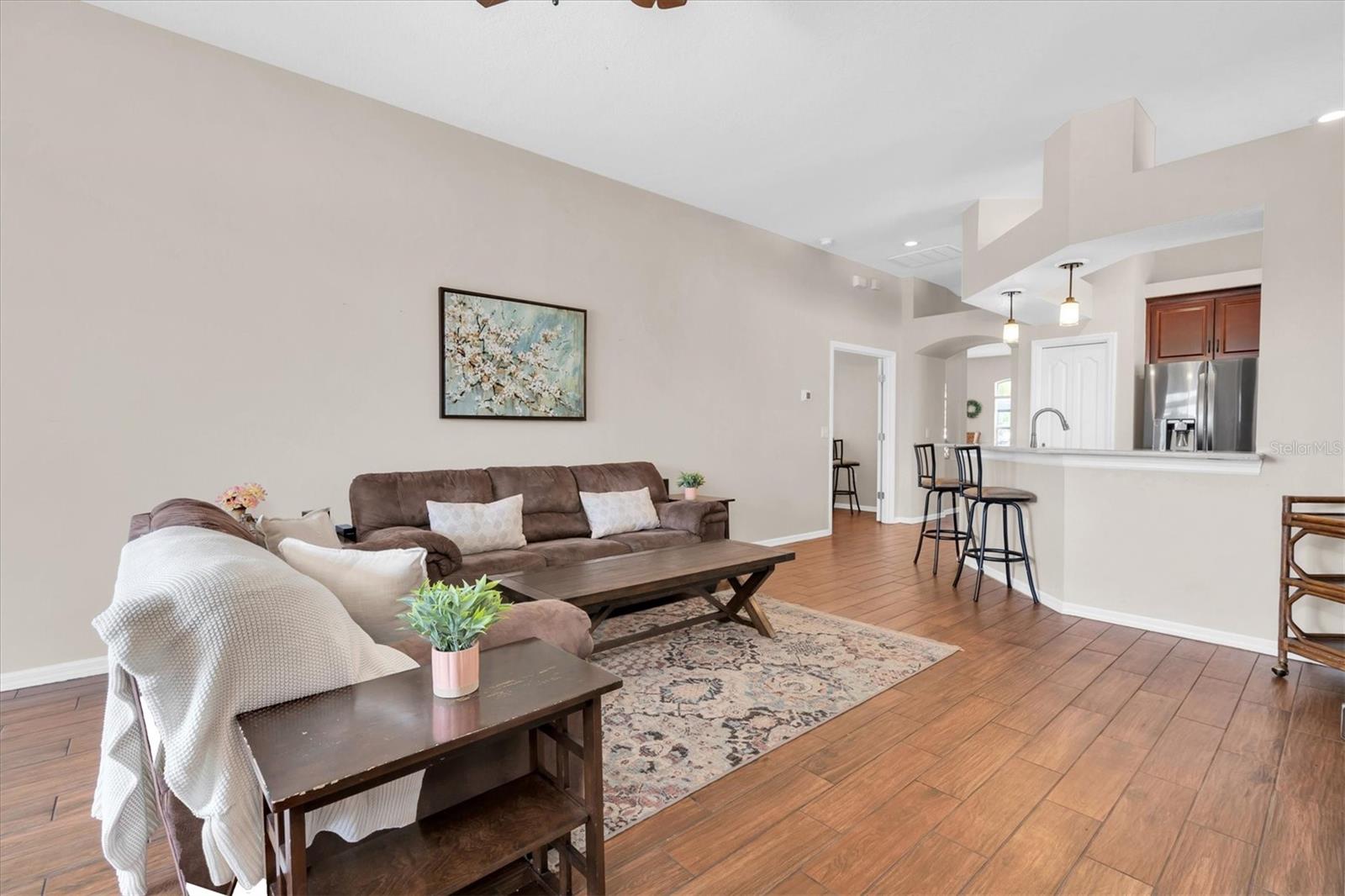 Great Room and Breakfast Bar