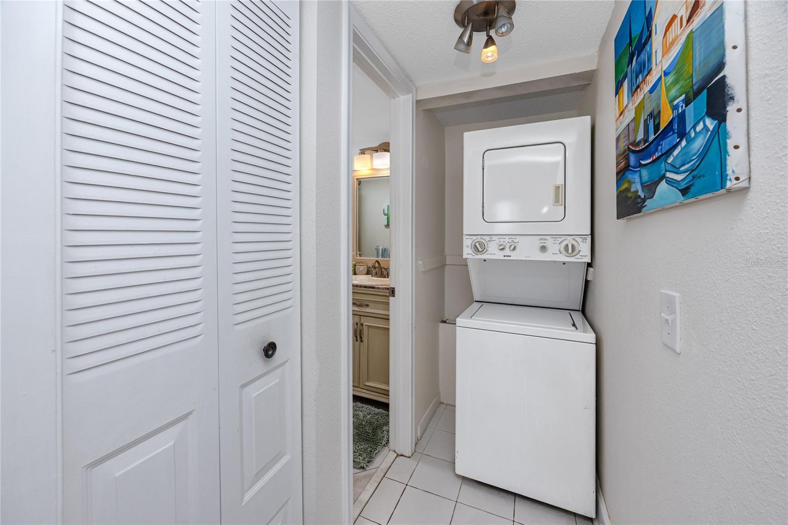Washer/Dryer in your condo! YES!!