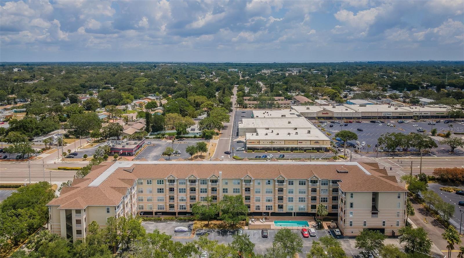 1216 S Missouri, close to everything!