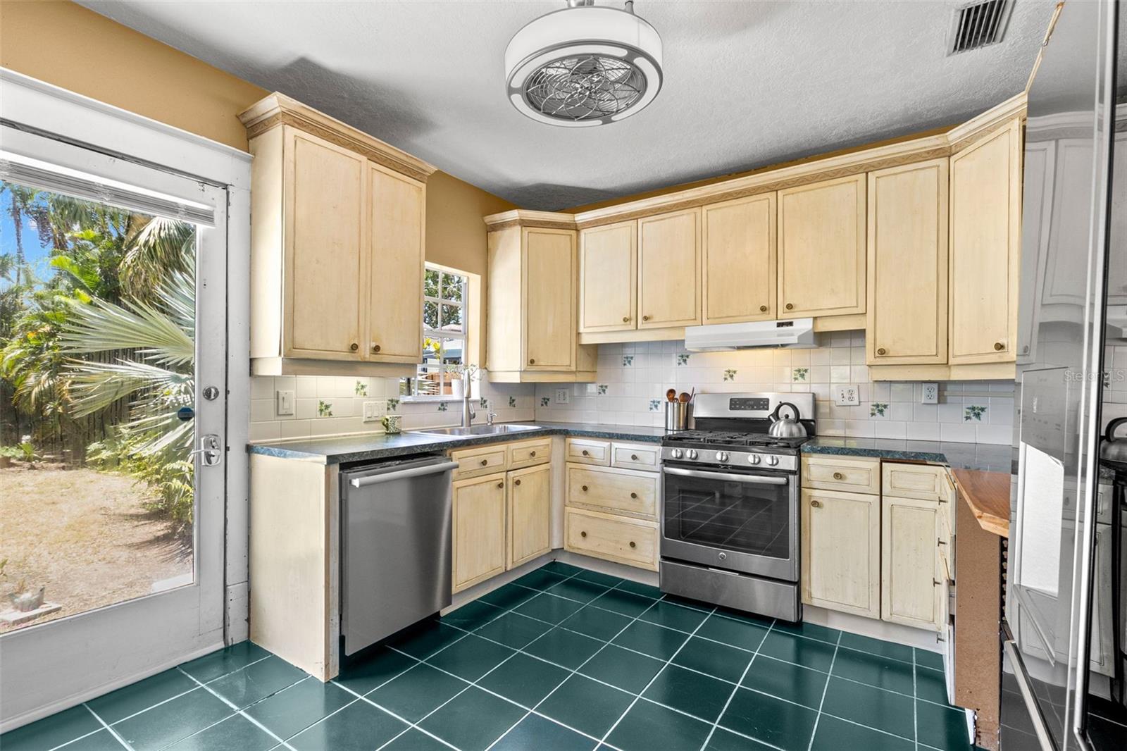 Nice size kitchen with view to the pool