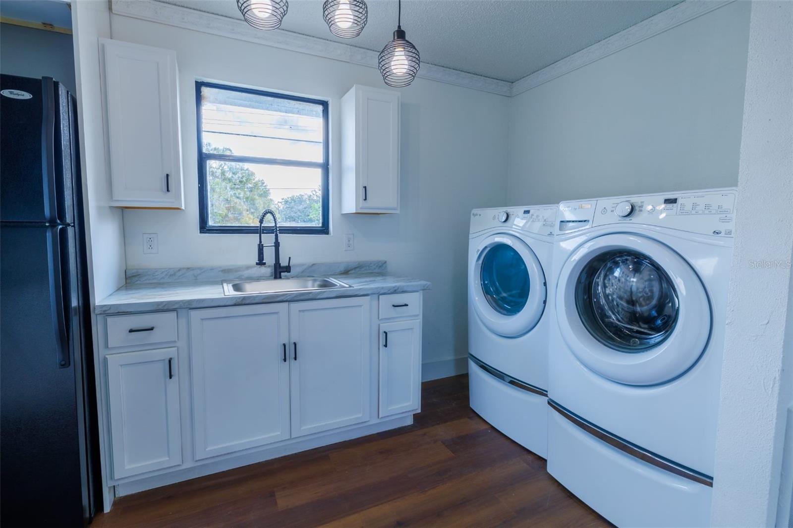 kitchen - laundry