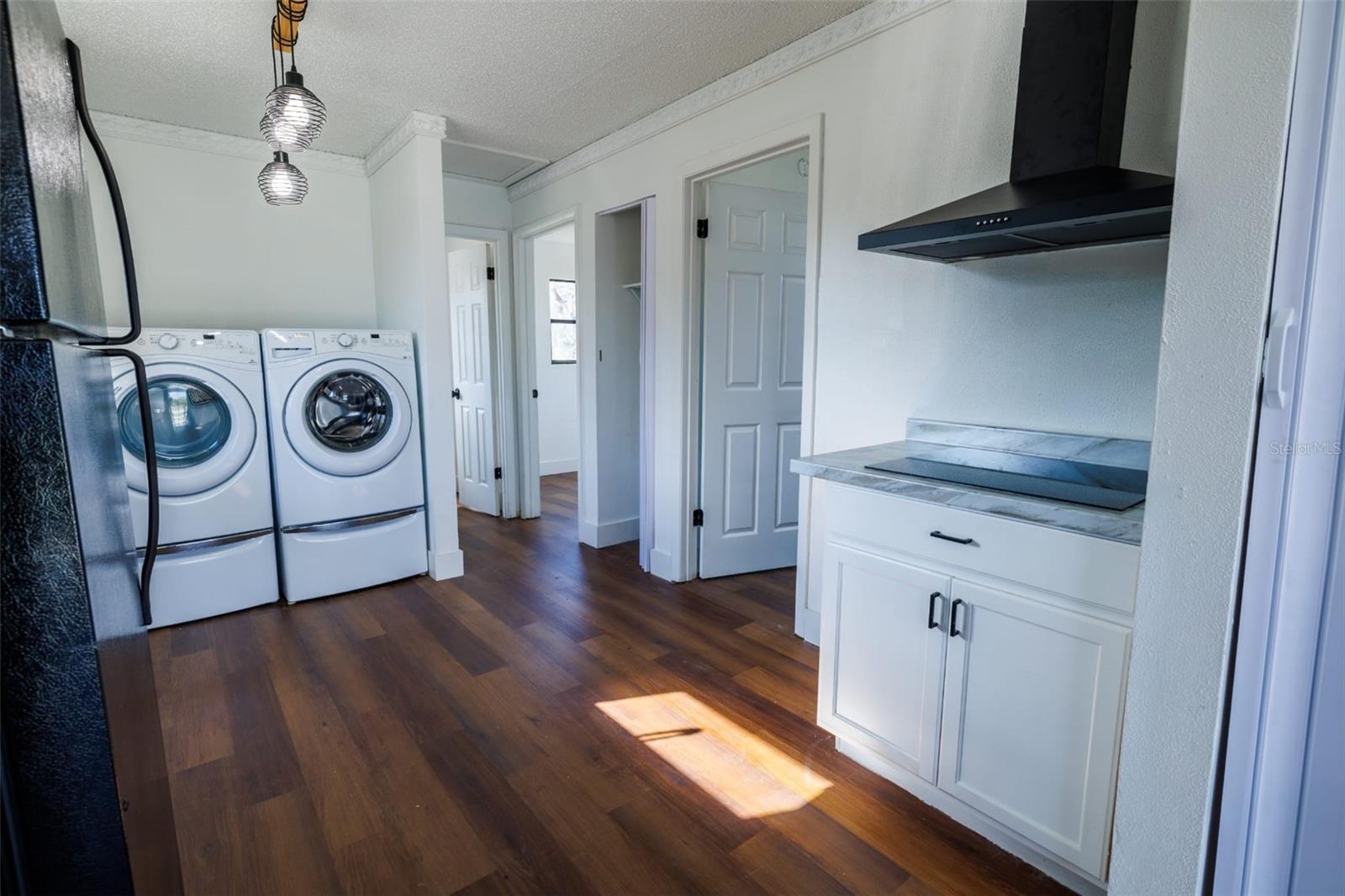 kitchen - laundry