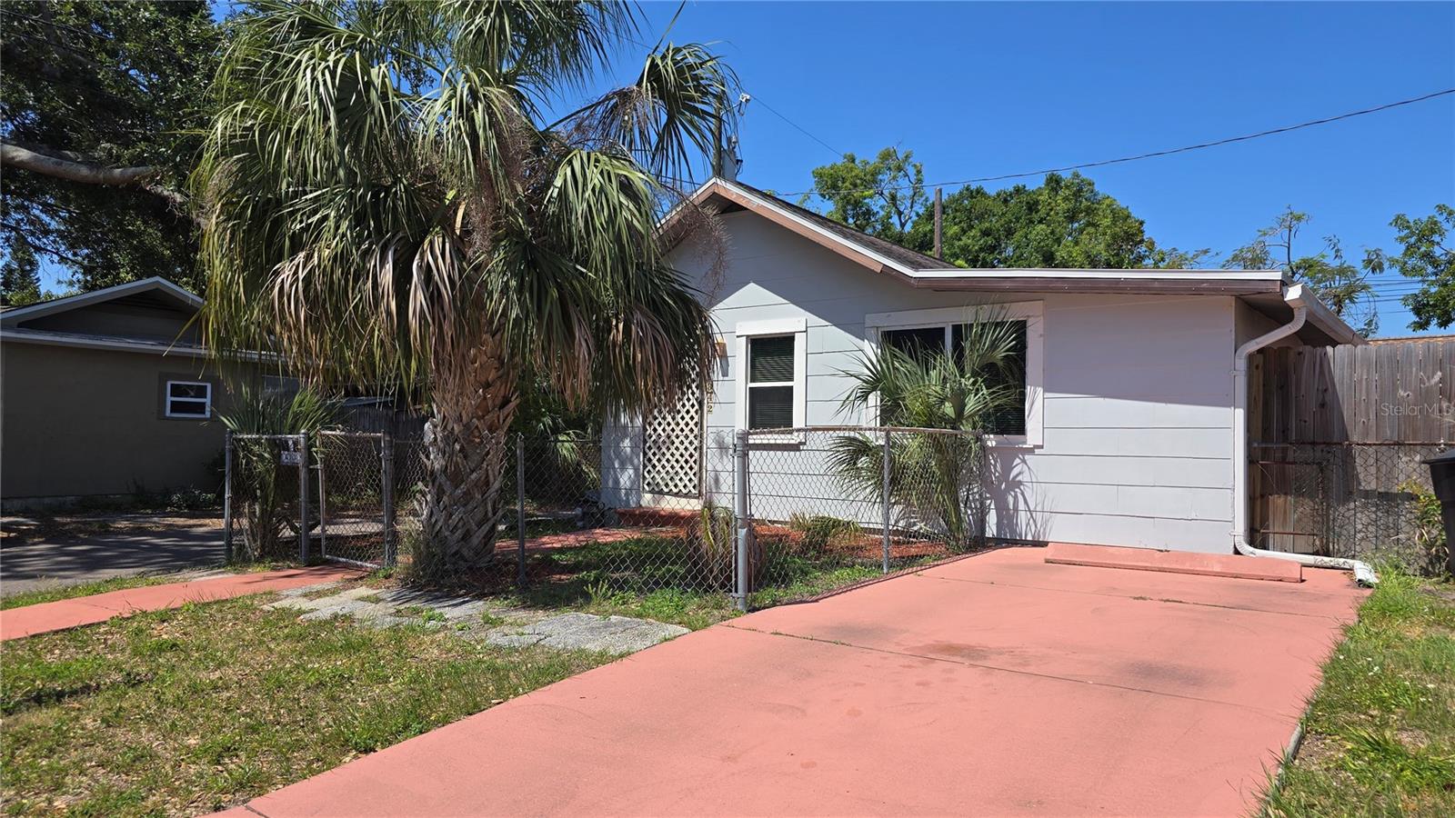 Welcome to this 2 bedroom 1 bath St Petersburg home close to downtown St Pete.