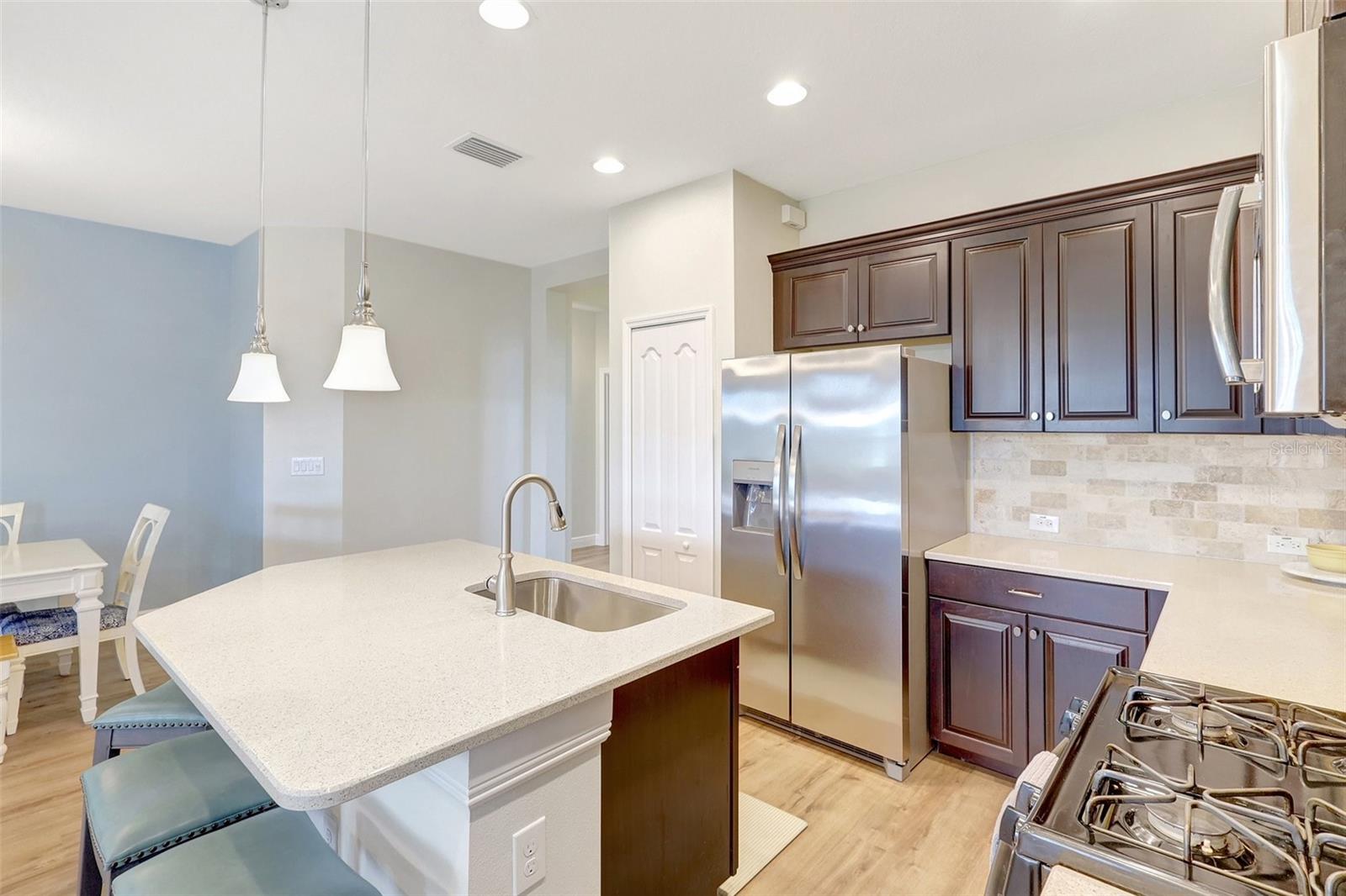 Kitchen & Dining Area