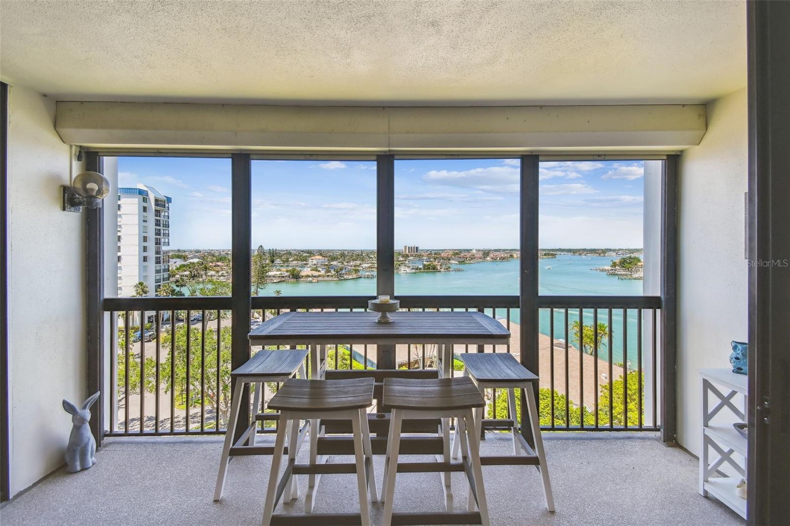 This is a great spot for outdoor dining
