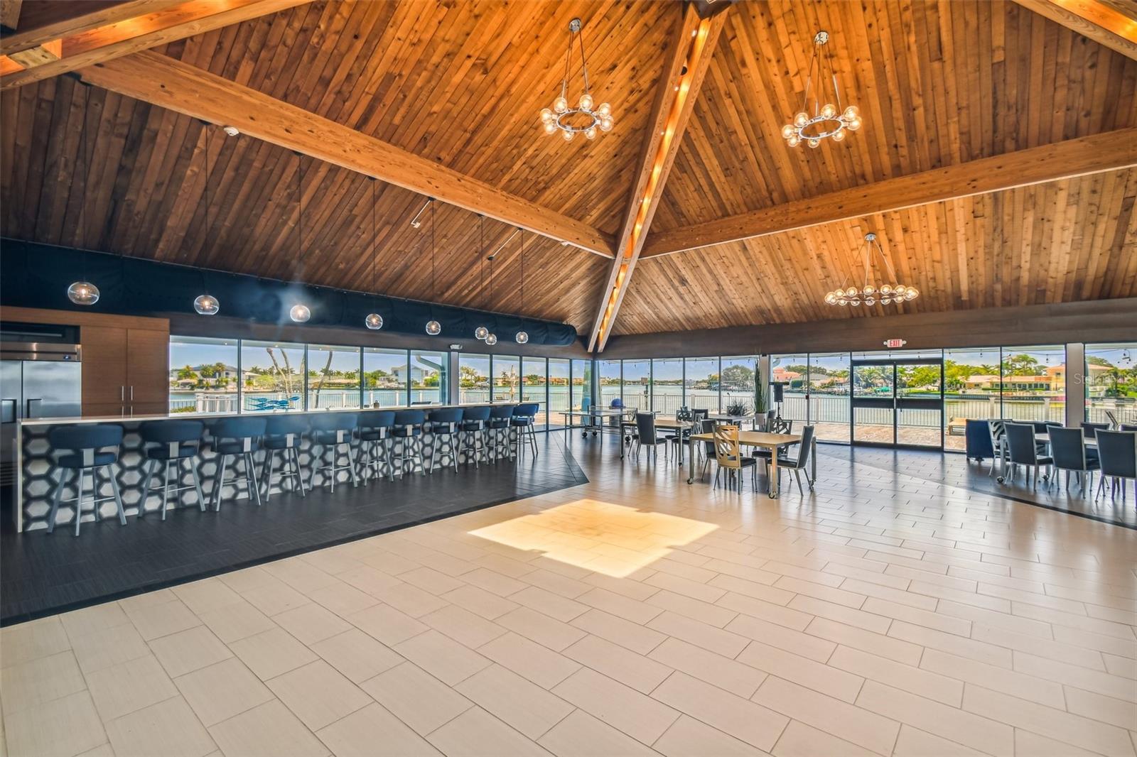 Club house - the perfect spot for parties and meetings