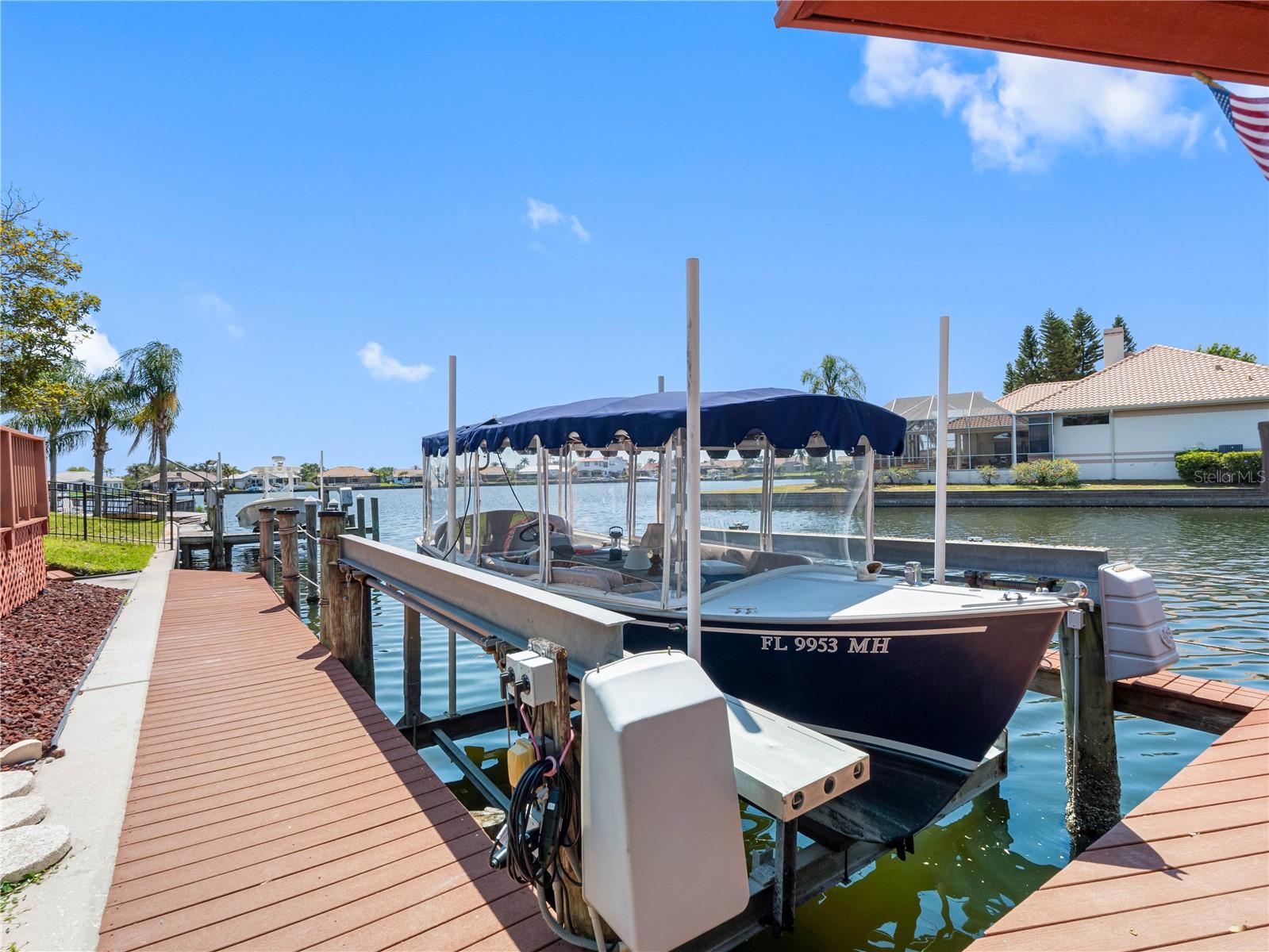 Boat lift