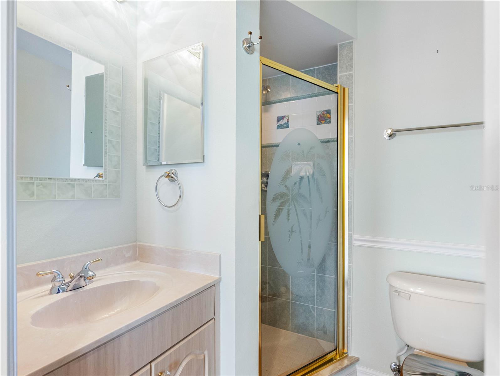 Bonus room full bath
