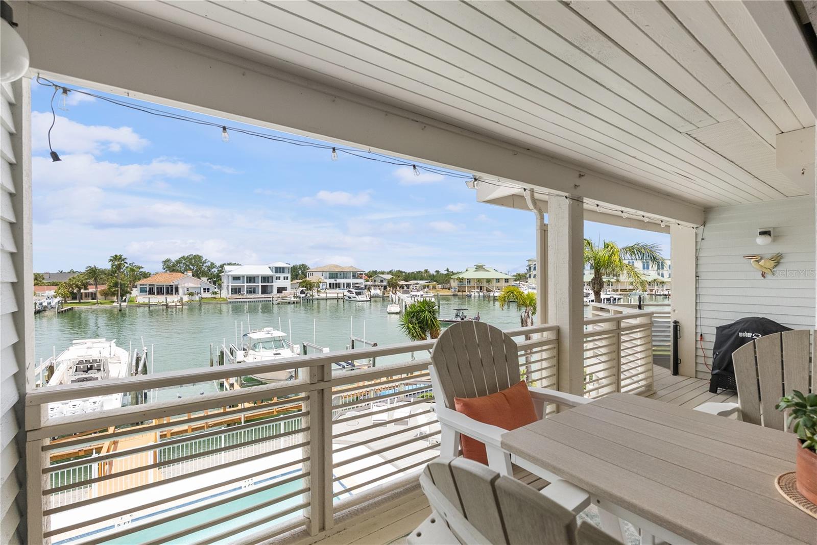 Just can't stop showing the water views