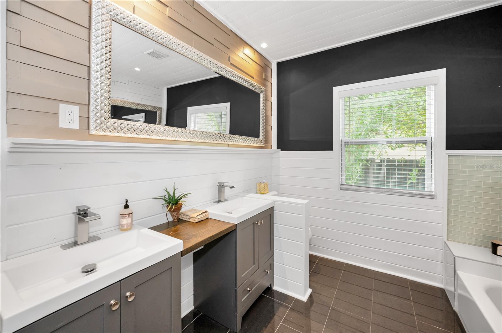 Dual Vanities