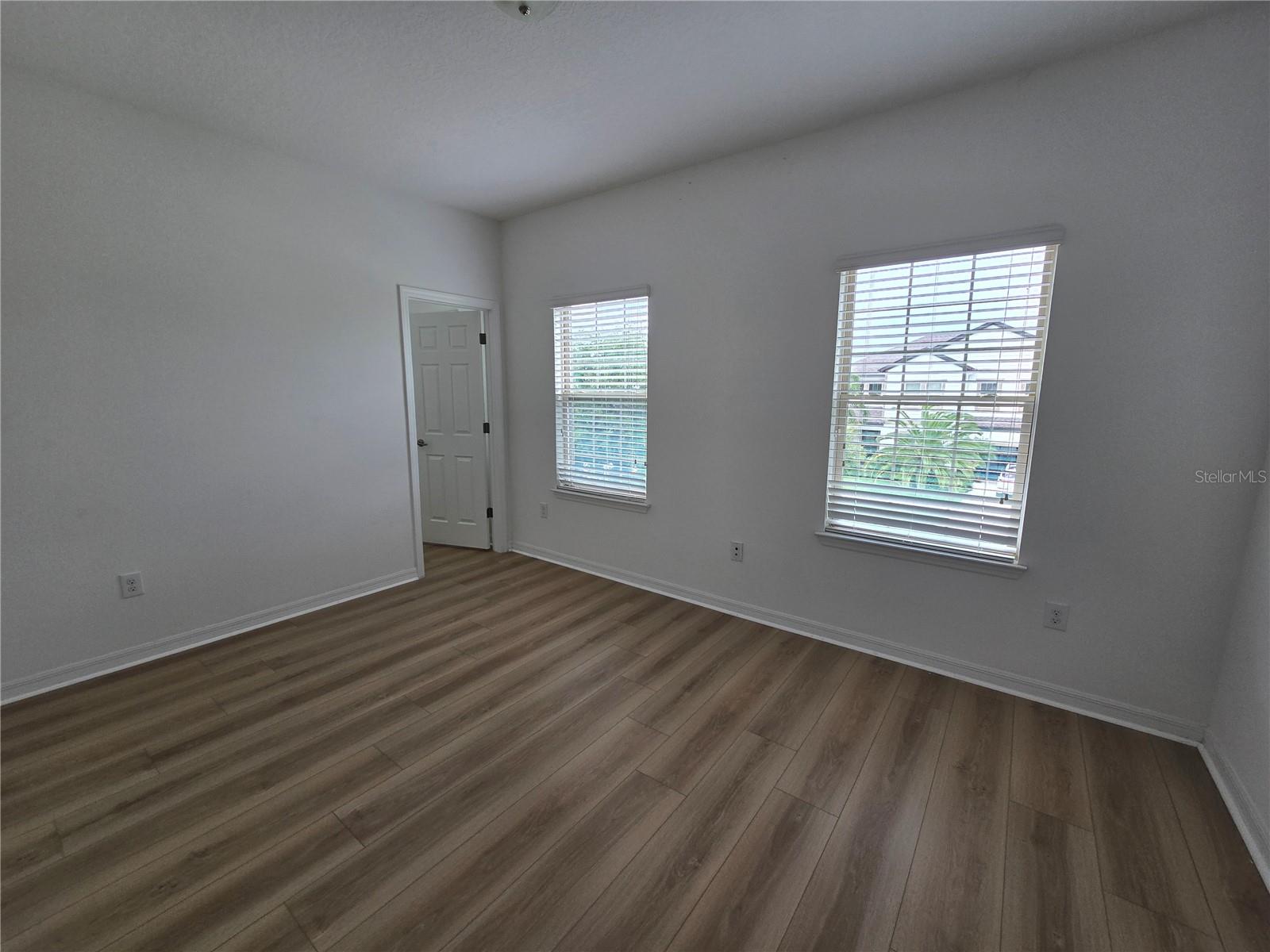 bed room 4