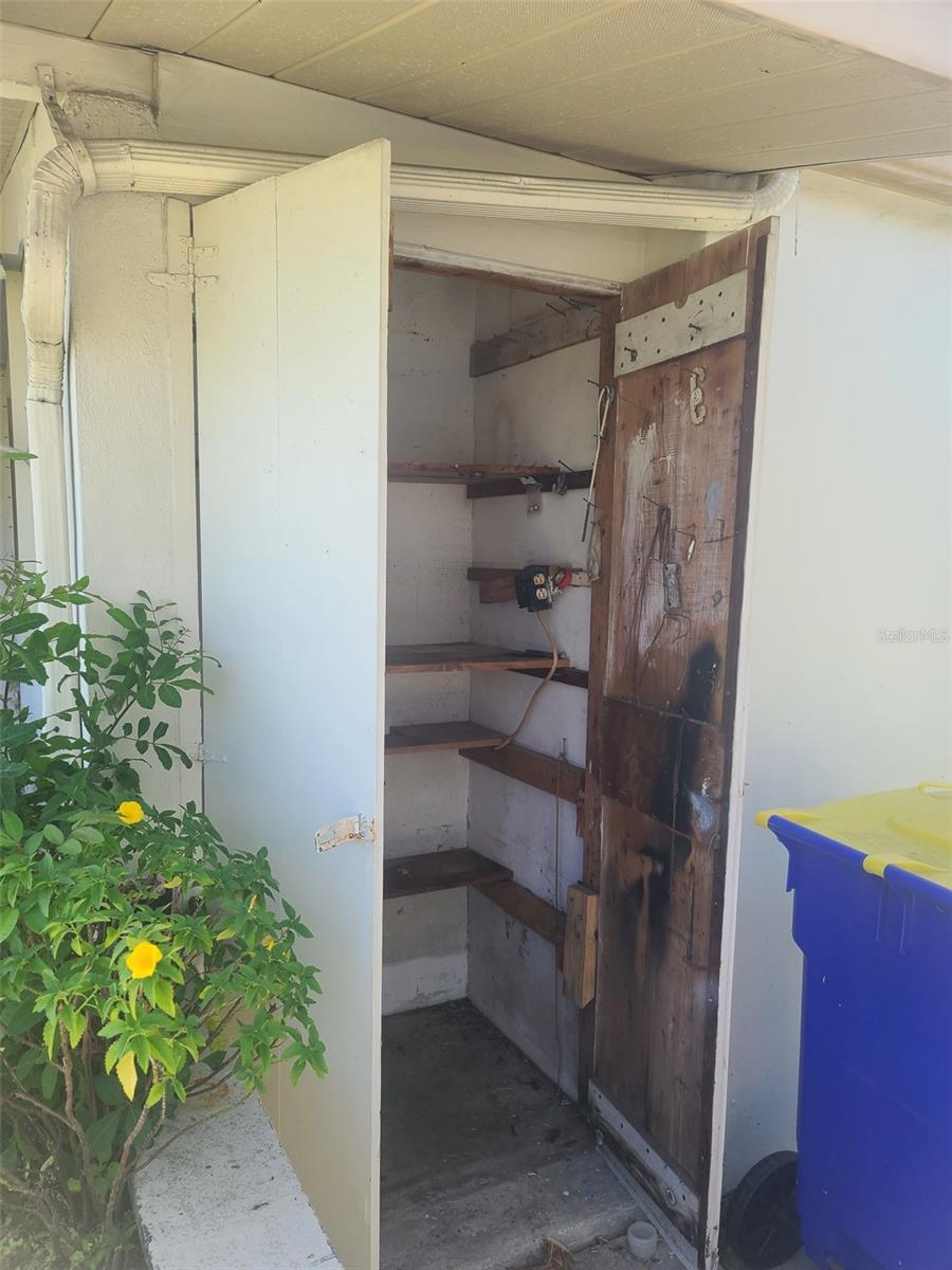 Shed 2