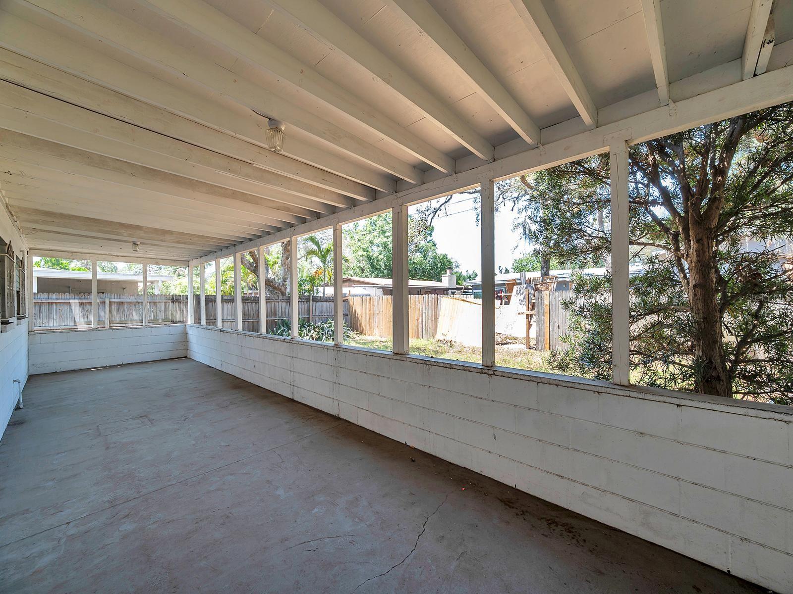 Screened Patio