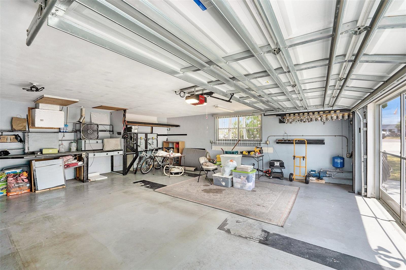 Huge 2-car garage, RARE for the area