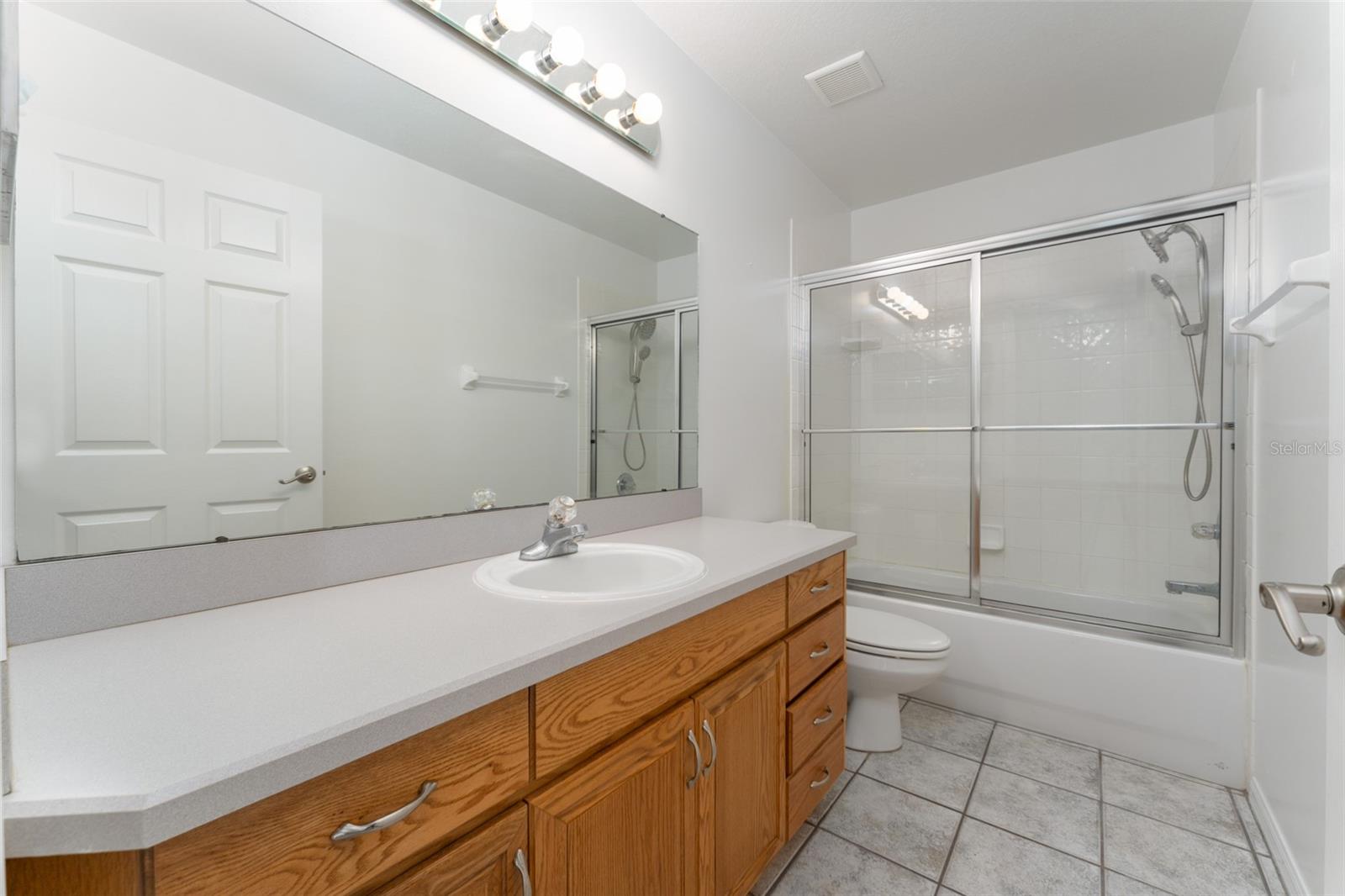 2 full bathroom
