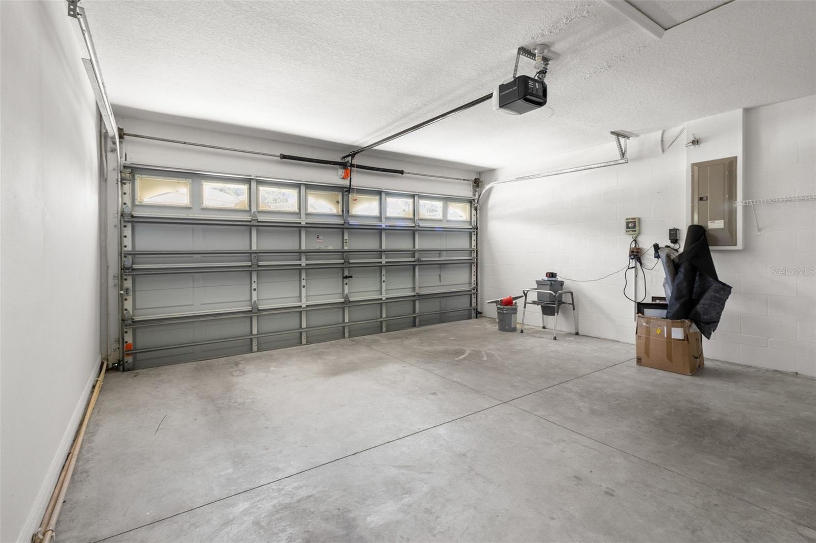 2 car garage