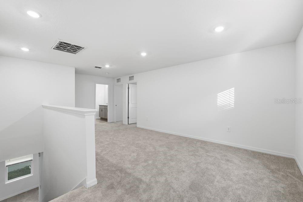 13279 Tropical Breeze ~ Ready Now