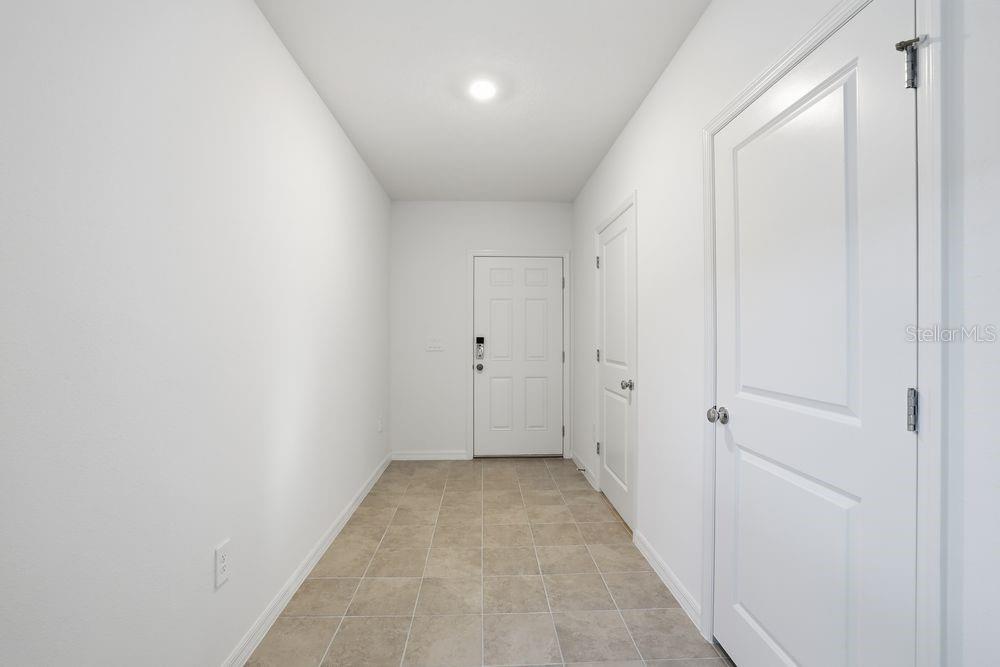 13279 Tropical Breeze ~ Ready Now