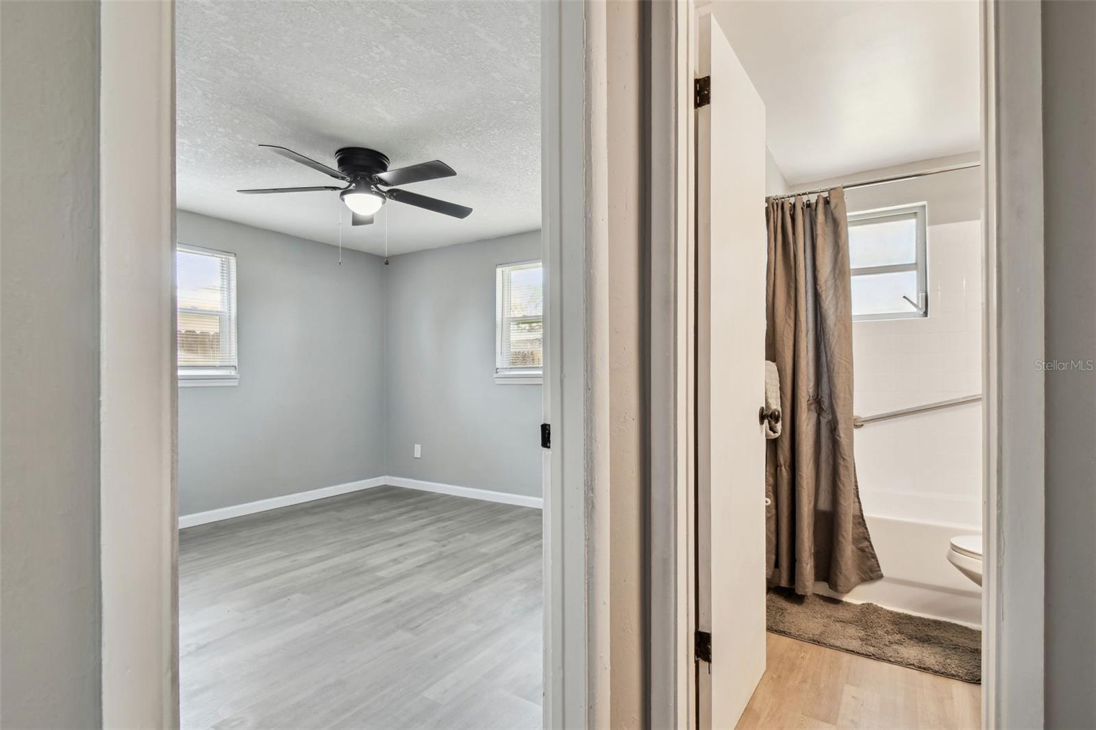 Bedroom & bath