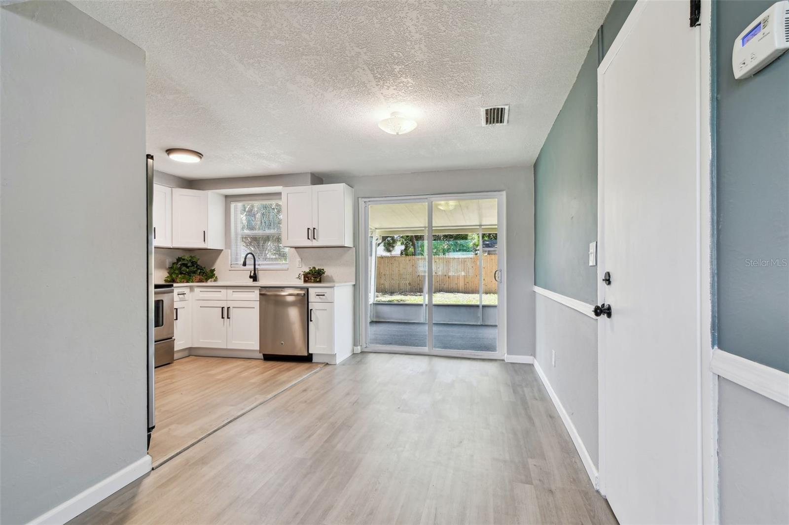 Dining Rm & kitchen