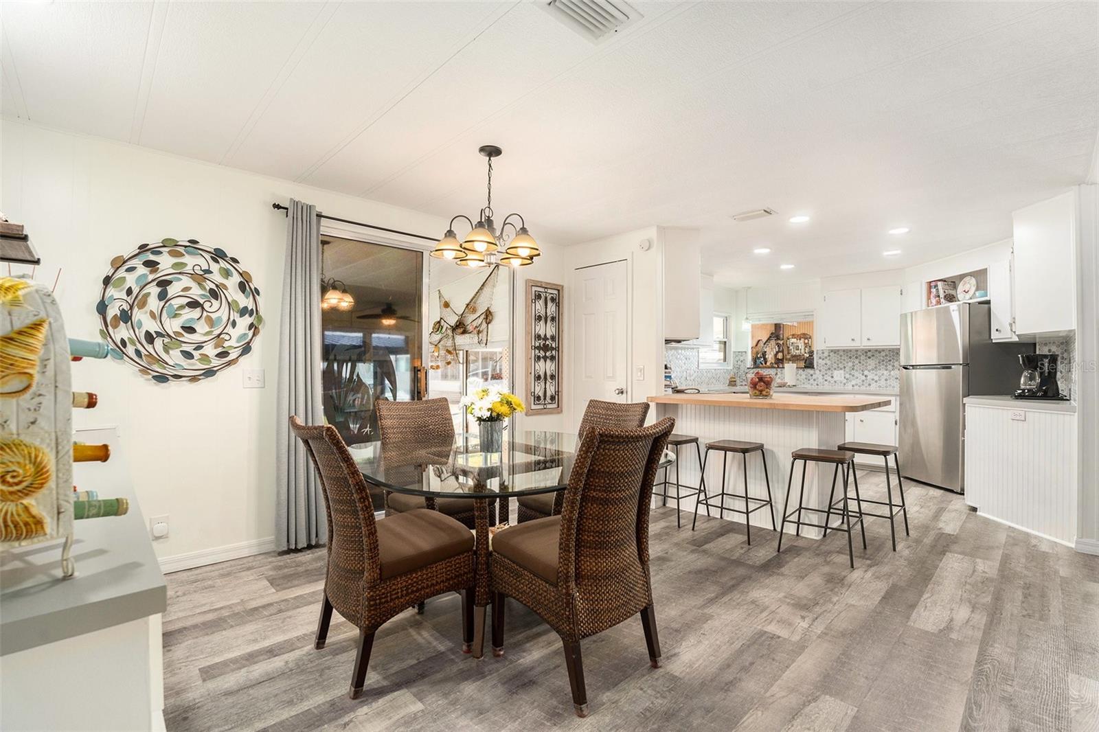 2133 Oahu Drive, Holiday FL 34691 - Lake Conley - Dining/Kitchen
