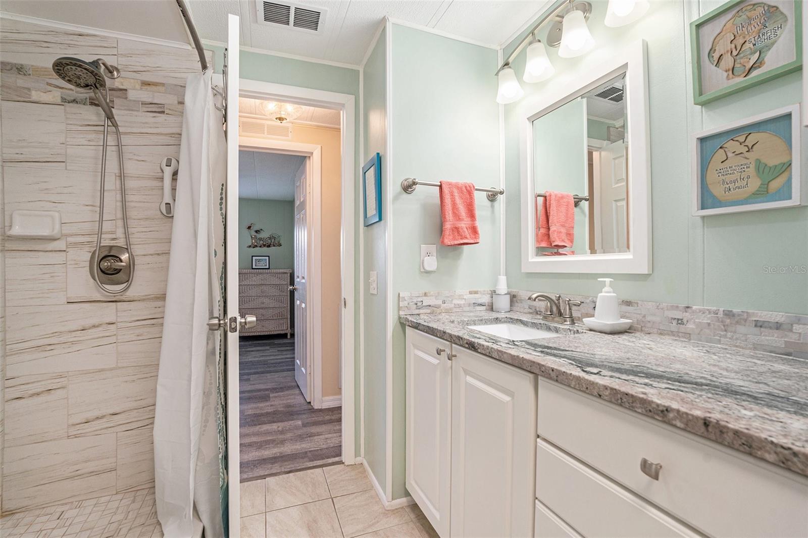 2133 Oahu Drive, Holiday FL 34691 - Lake Conley - Bathroom 2