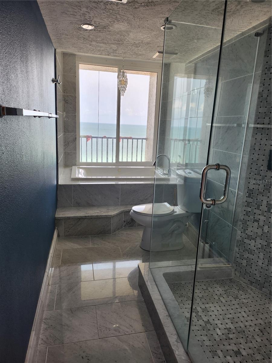 Primary Bathrooom