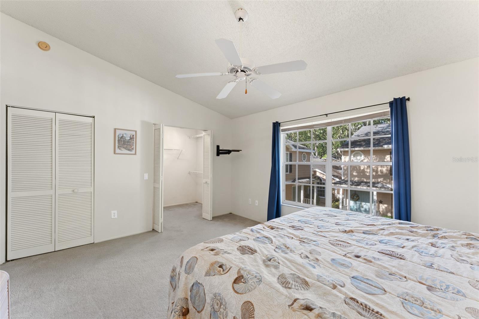 Vaulted ceiling and ceiling fan