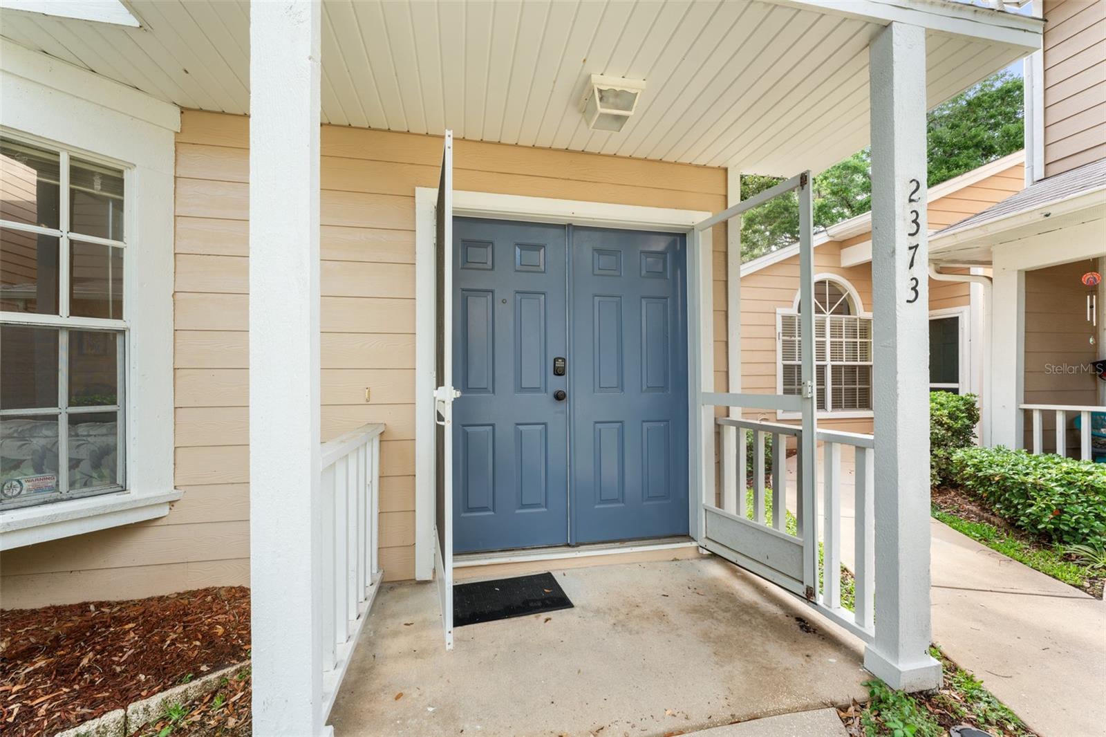 Double doors with screen doors
