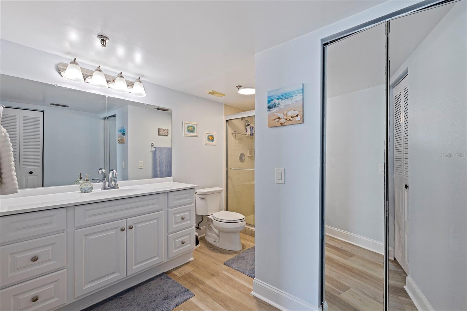 Primary En Suite Bath