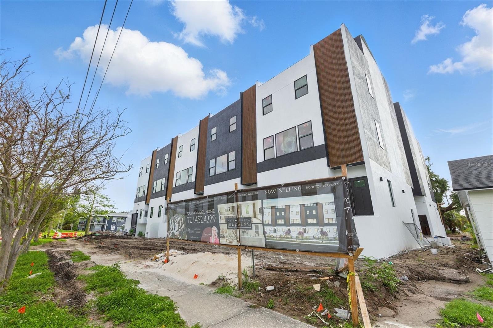 Make 4th St Gardens your next home!