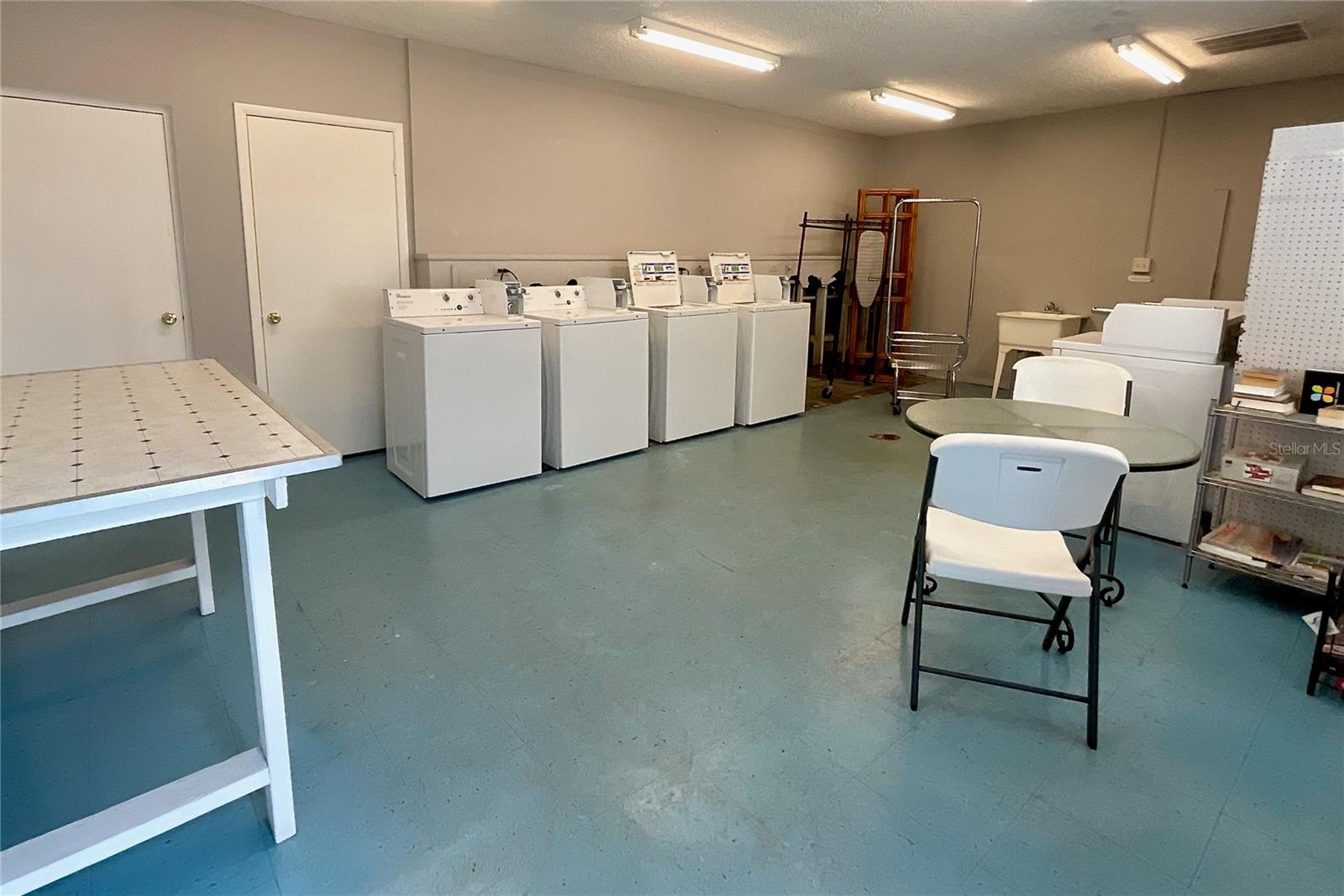22-Clubhouse laundry room