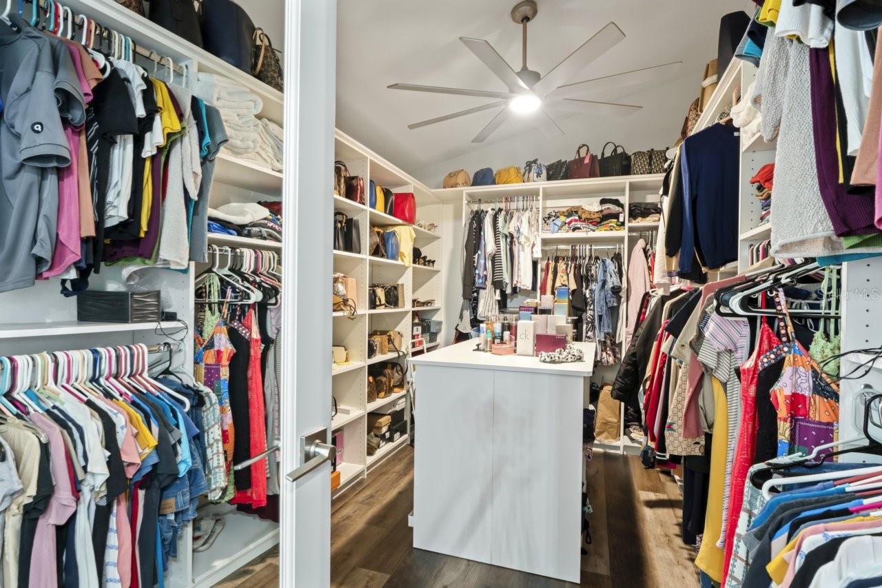 custom build walk in closet in master