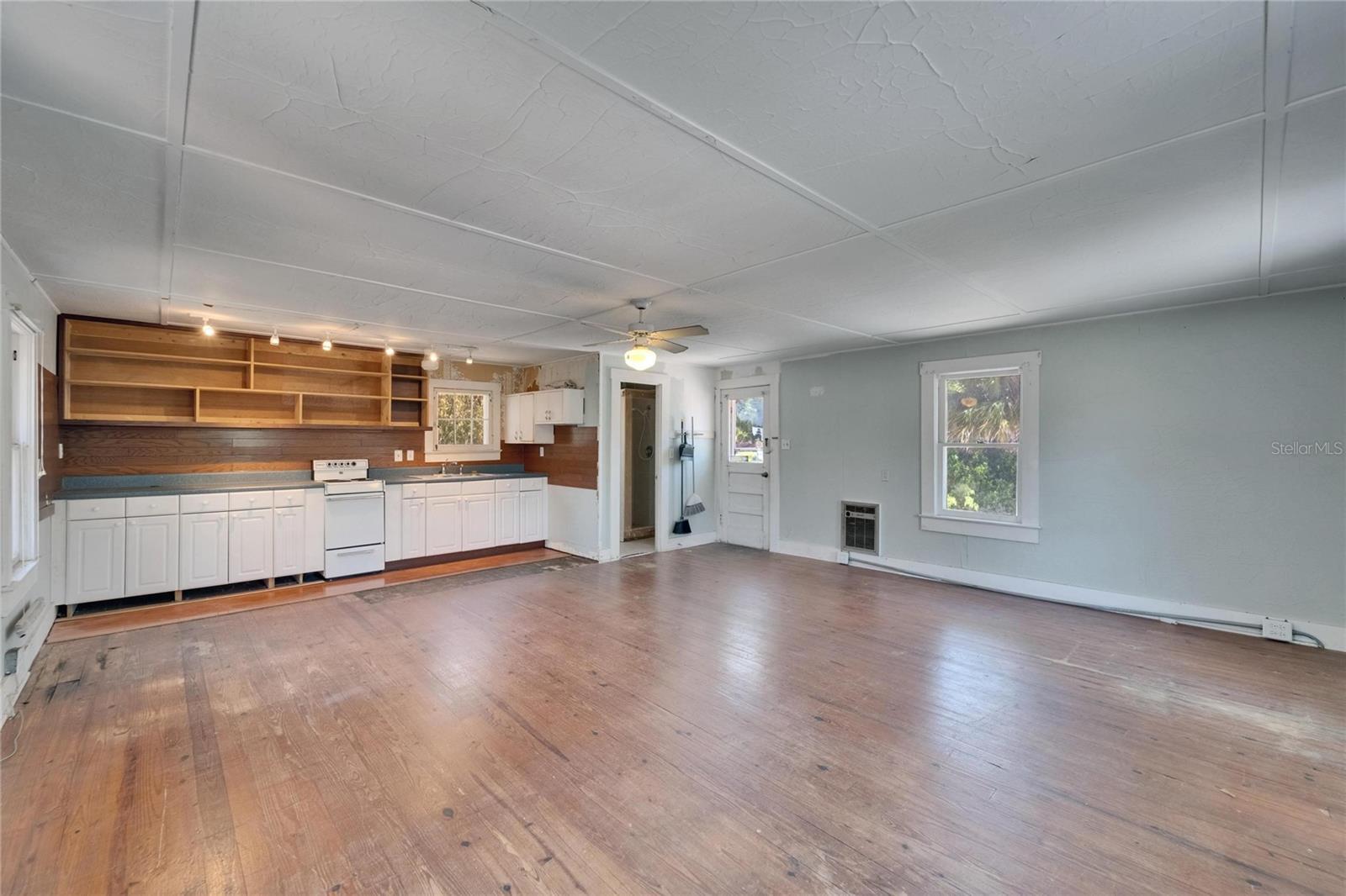 Accessory Dwelling/Apartment