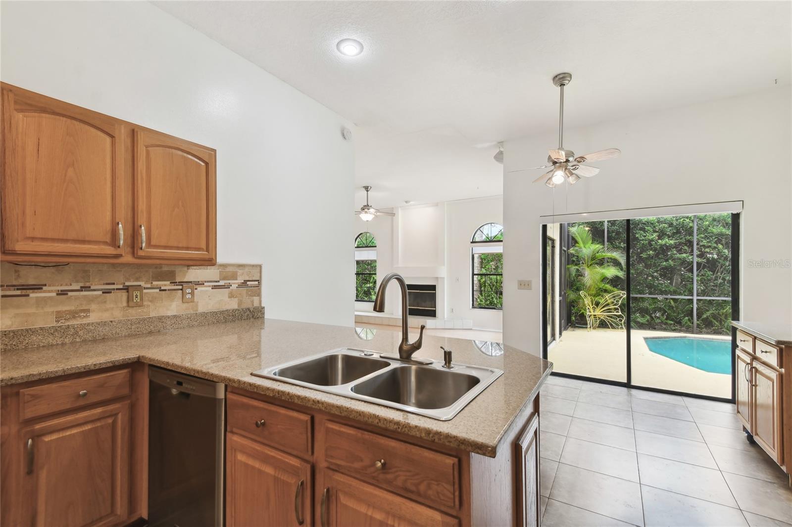 Kitchen bar and wash station