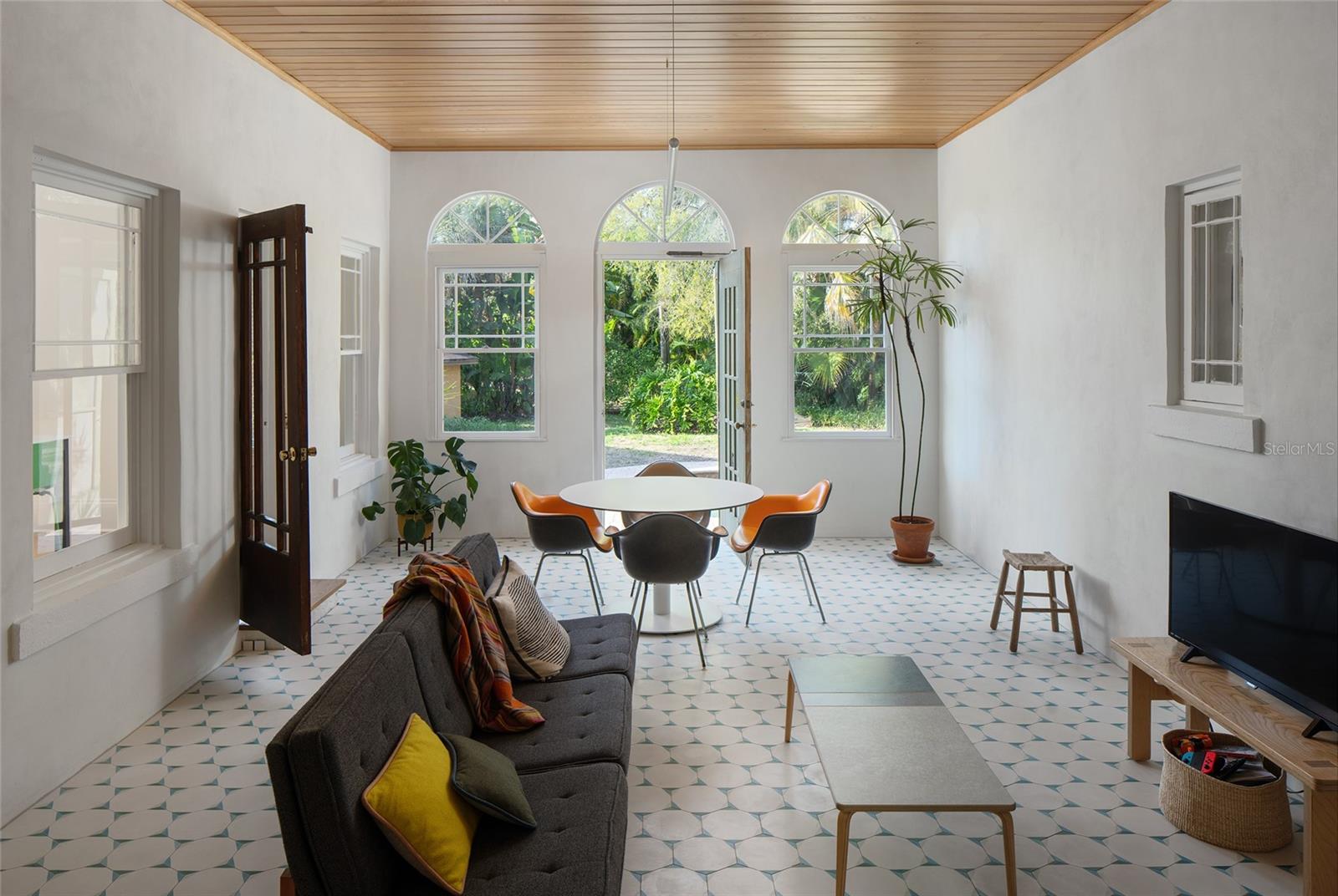 Enclosed patio, family room
