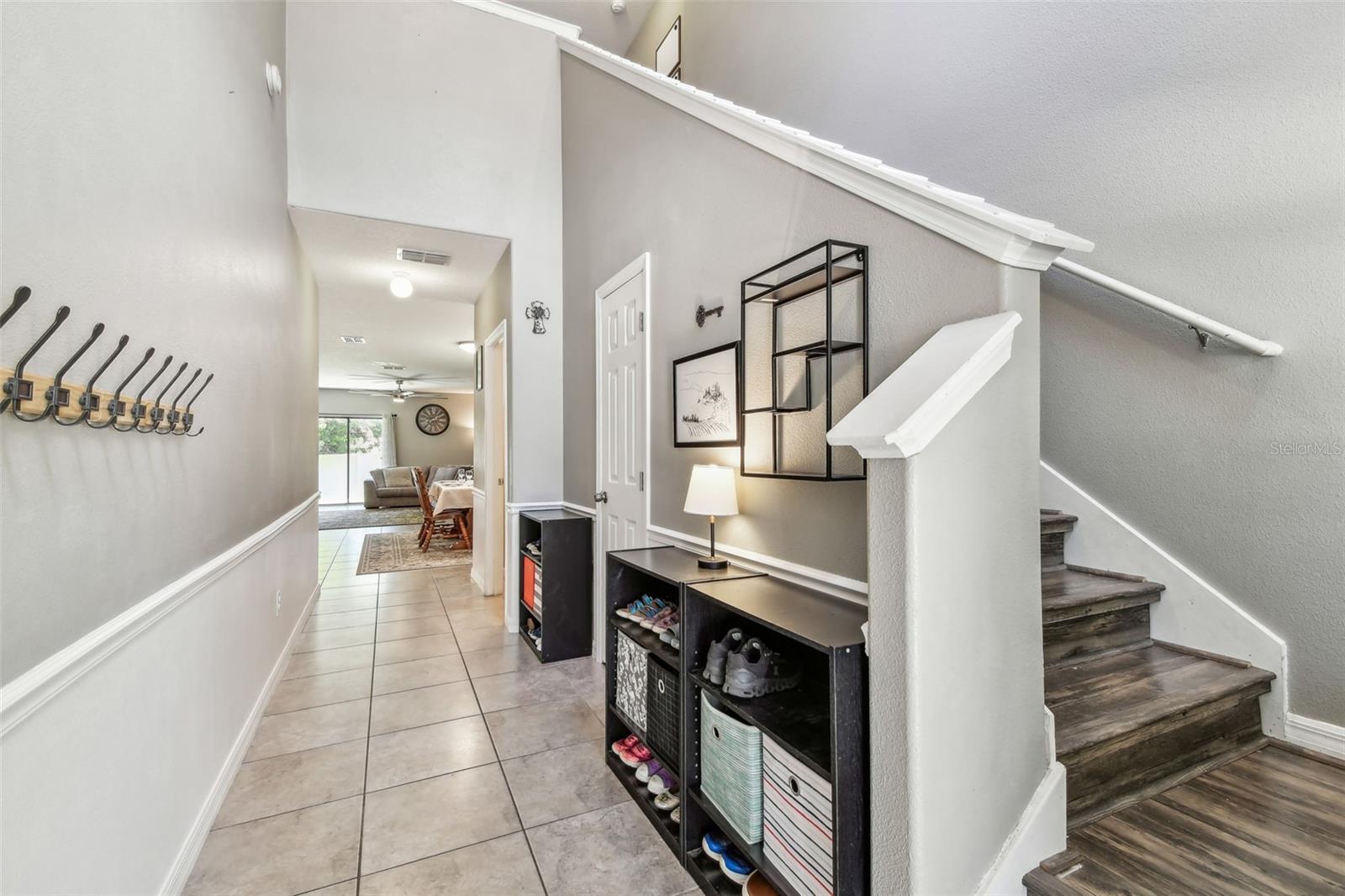 Foyer entry