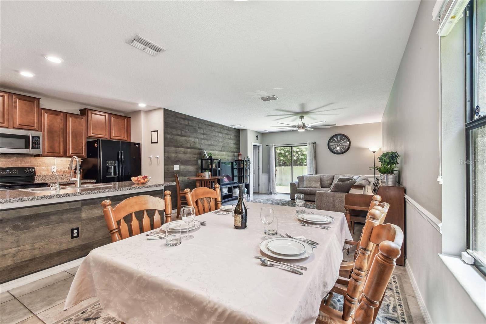Dining room/Kitchen