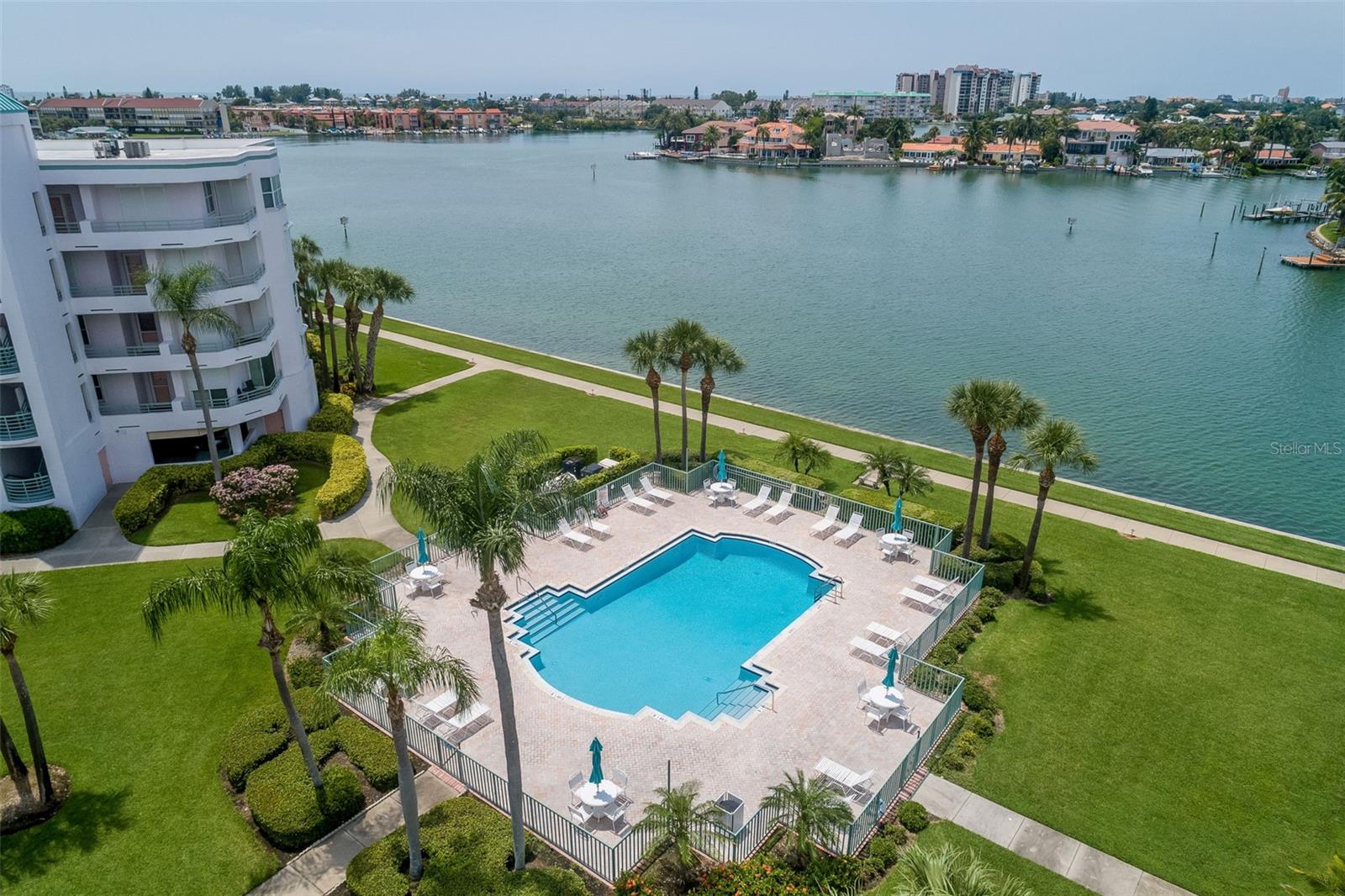 Aerial View of Coral Pointe Pool