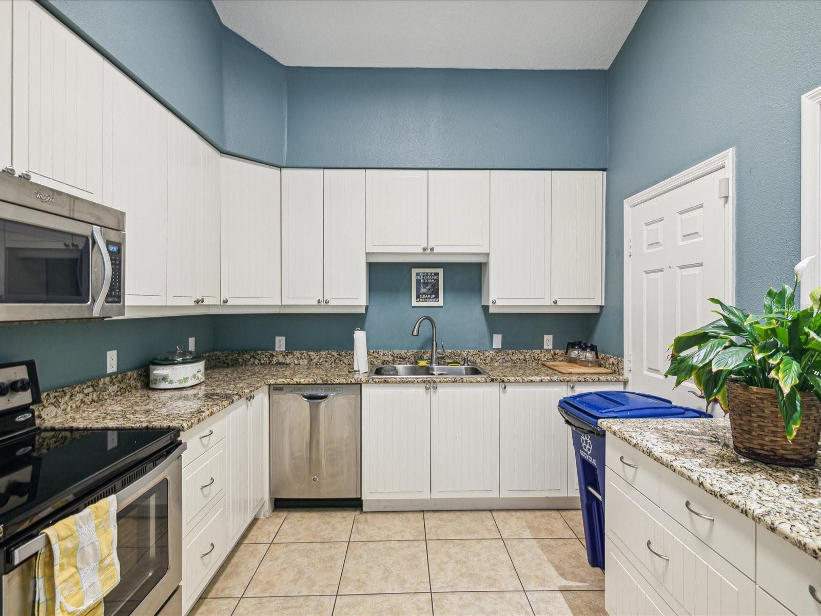 CLUBHOUSE KITCHEN