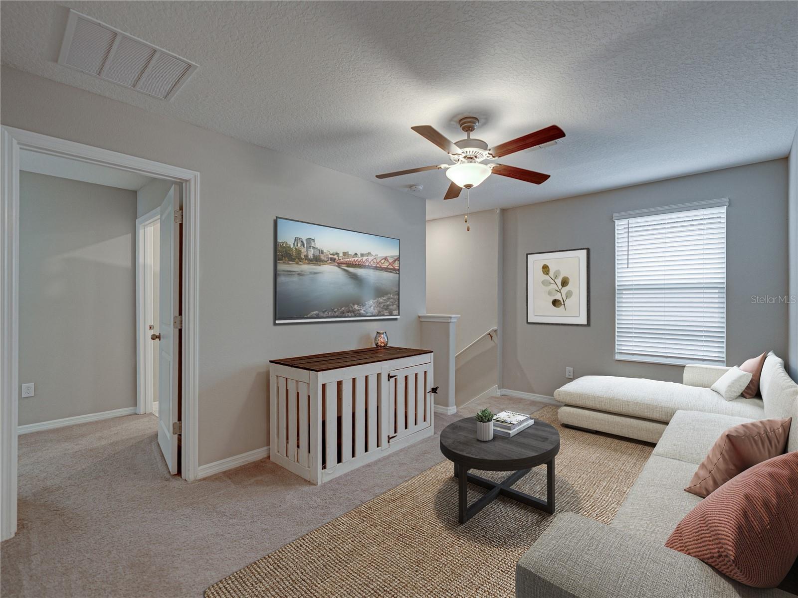 Second Floor Loft/ Den/ Game Room
