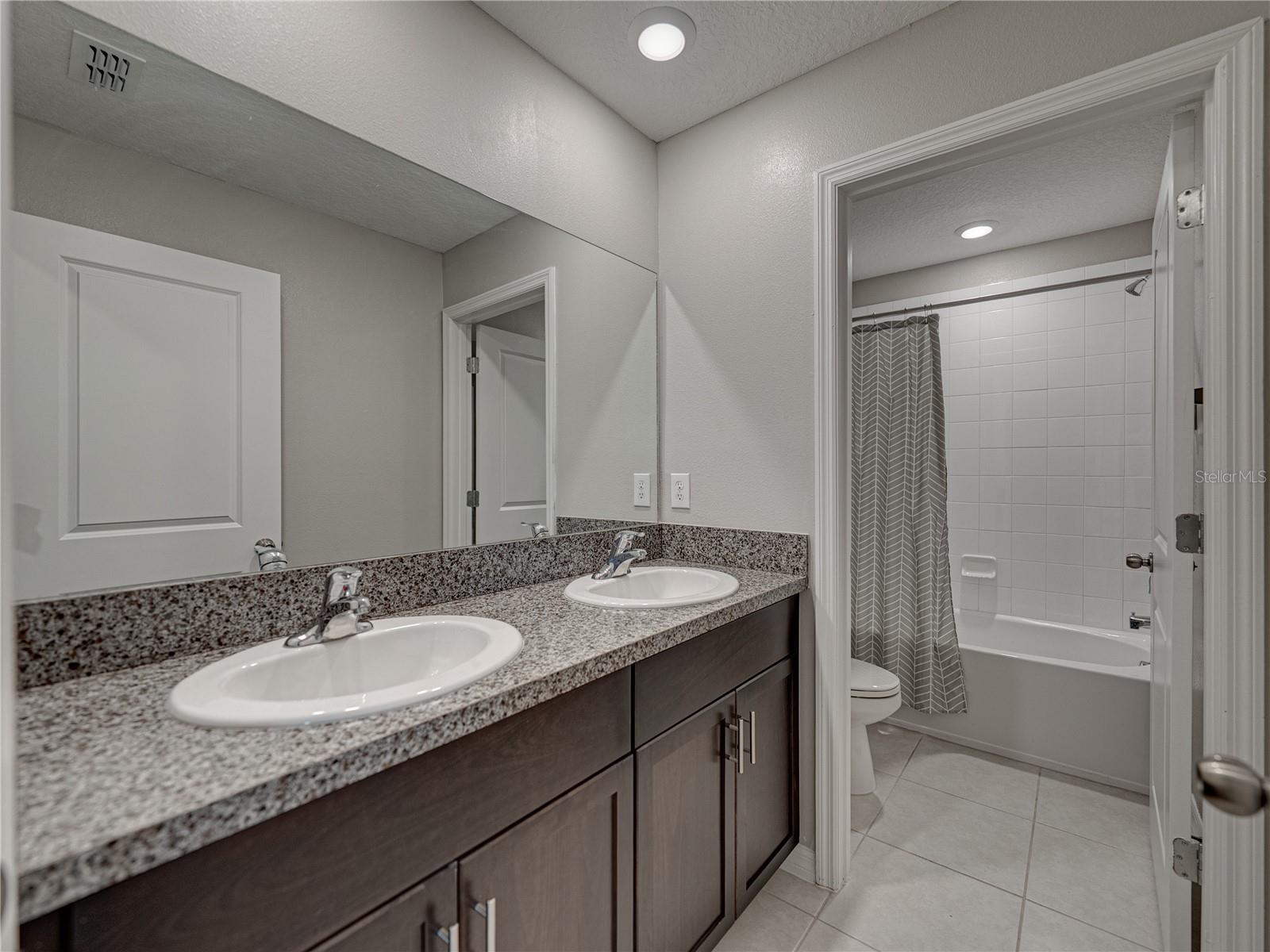 Hall Bathroom - Second Floor