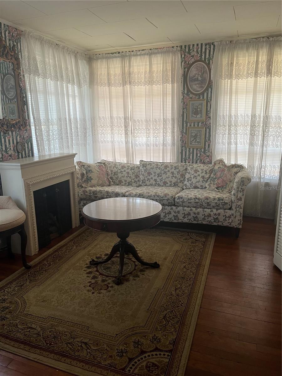 Primary sitting room or closet