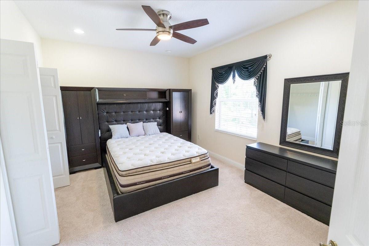 Fourth bedroom