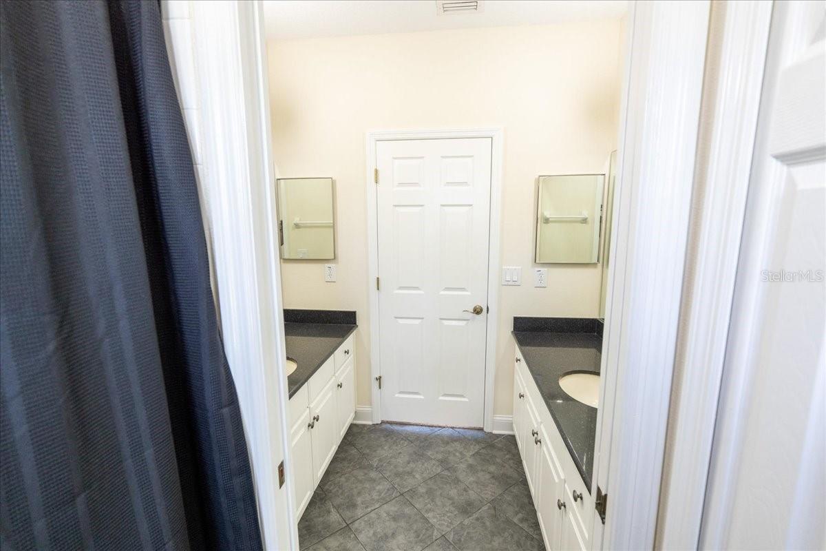 Fourth bathroom