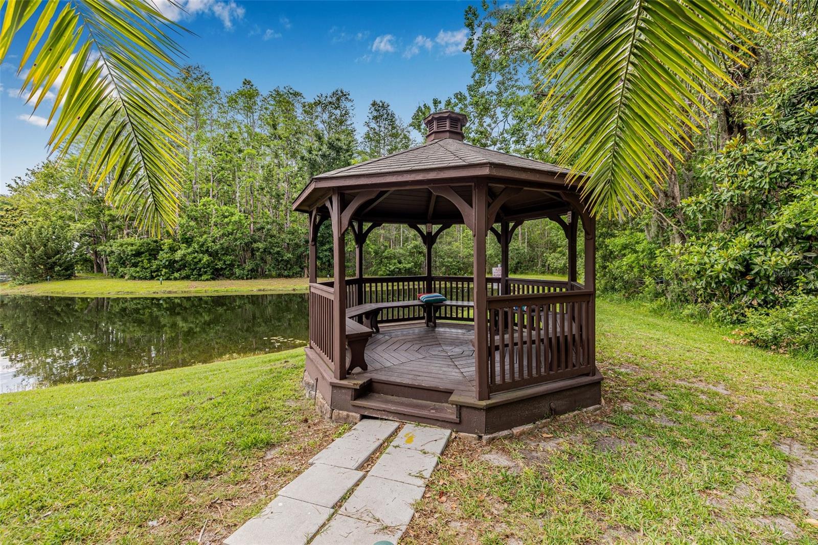 Pine Ridge is a well- maintained community with lots of pond, conservation and walking trails.