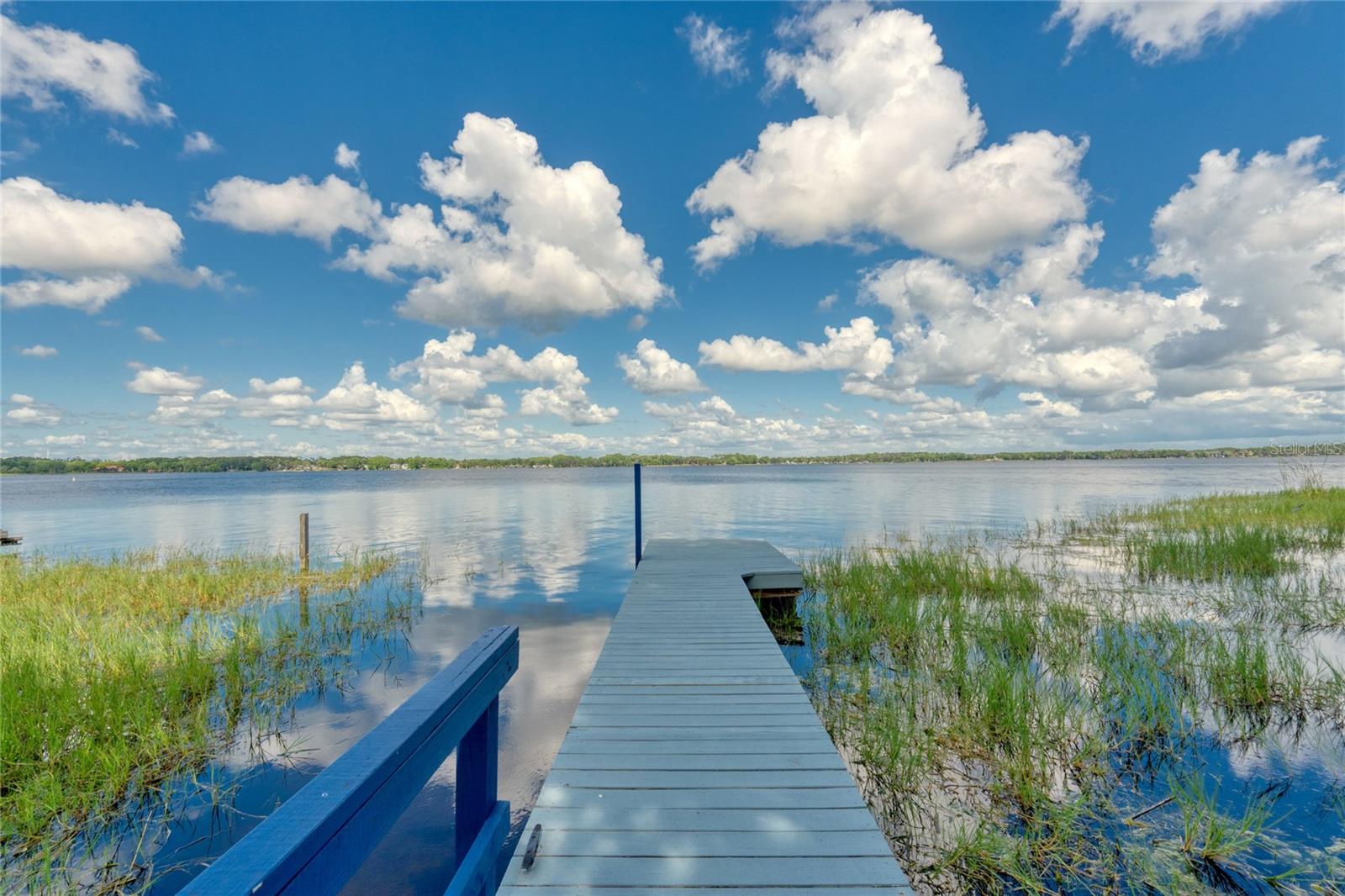 Moor your boat on your private dock and take in the breathtaking views of Lake Tarpon